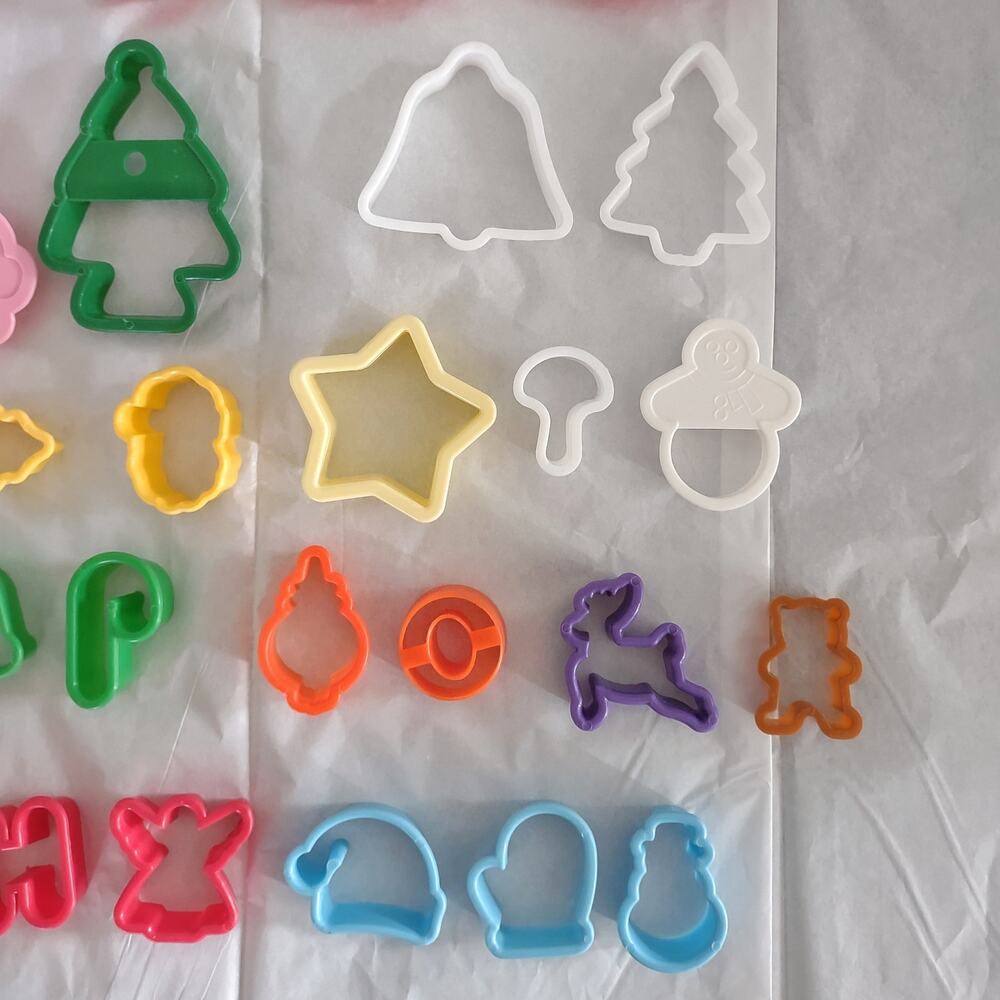 Cookie Cutters 30 Piece Bundle Baking Set Cooking Kitchen Home Utensils Holidays - Picture 3 of 6